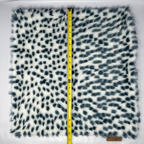 Koolaburra By UGG Pillow Cover Rosie Dusty Blue Faux Fur Cheetah Print 20 x 20 - Picture 3 of 9